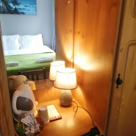 An File Economy Hostel *